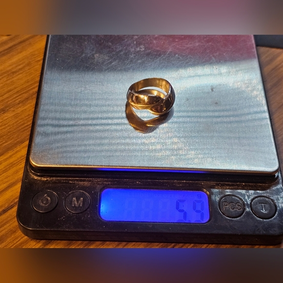 Retired HTF James Avery Dimensional Overlap Dome Ring - Picture 6 of 7